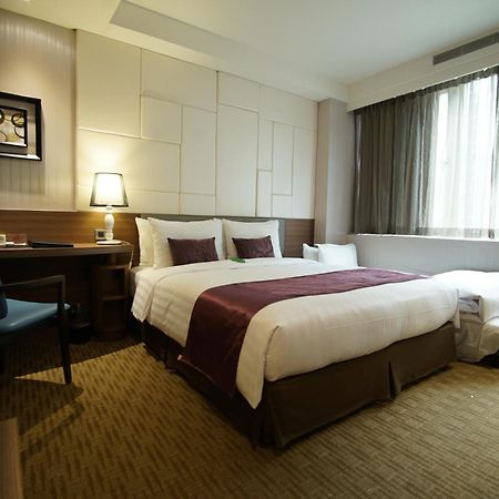 กรีน เวิลด์ ไม - นานจิง Hotel ไทเป ภายนอก รูปภาพ